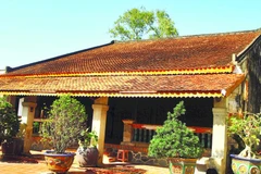 Nhà cổ Đốc Phủ sứ Nguyễn Văn Kiên tọa lạc tại số nhà 39 đường Phan Chu Trinh (phường Tân Ninh, tỉnh Tây Ninh).