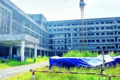 Bệnh viện Ung bướu Cần Thơ dừng thi công từ năm 2022 đến nay.