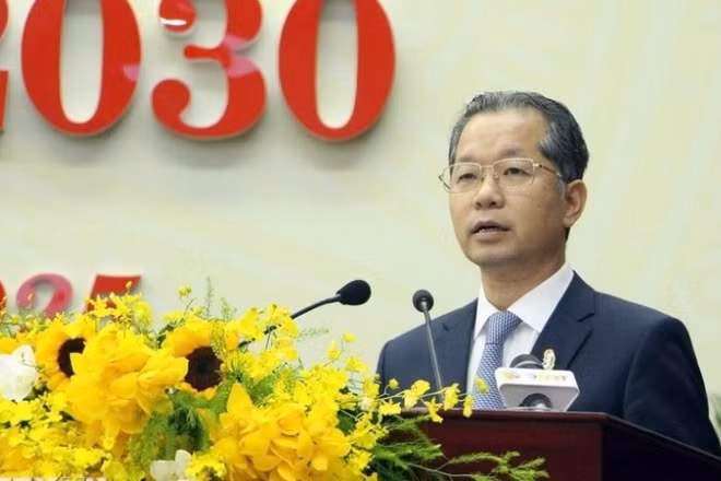 Thủ tướng Chính phủ tiếp nhận, bổ nhiệm ông Nguyễn Văn Quảng, Ủy viên Trung ương Đảng, Bí thư Thành ủy Đà Nẵng giữ chức Phó Tổng Thanh tra Thường trực Thanh tra Chính phủ. (Nguồn: TTXVN)