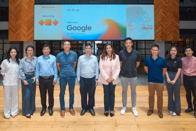 Các đại diện đến từ Google, VNG và Đại học Quốc gia Thành phố Hồ Chí Minh trong buổi làm việc tại VNG Campus-2.