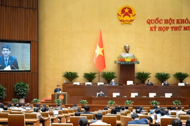 Quốc hội làm việc tại hội trường. (Ảnh: QH