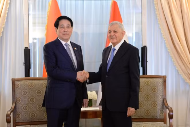Chủ tịch nước Lương Cường gặp Tổng thống Iraq Abdul Latif Rashid. (Ảnh: XUÂN KỲ)