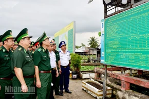 Đoàn công tác Bộ Quốc phòng kiểm tra thực tế tại Trạm Kiểm soát Biên phòng Kênh Dài.