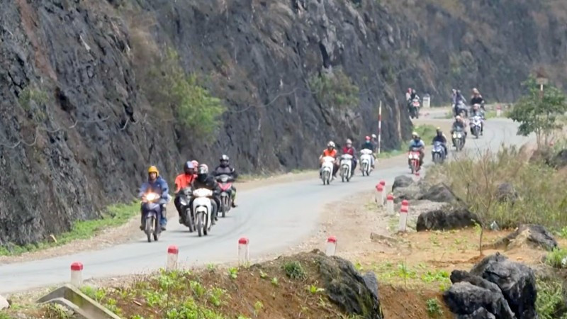 Cung đường du lịch đến các xã vùng cao Đồng Văn, Lũng Cú của tỉnh Tuyên Quang được nhiều du khách lựa chọn khám phá. 