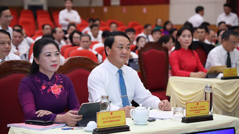 Đồng chí Hầu A Lềnh, Ủy viên Trung ương Đảng, Bí thư Tỉnh ủy Tuyên Quang dự kỳ họp.