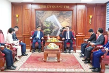 Bí thư Tỉnh ủy Quảng Trị Lê Ngọc Quang tiếp Đại sứ Nhật Bản Ito Naoki và đoàn công tác.