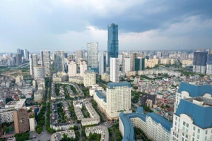 Một góc đô thị phía tây của Hà Nội. (Ảnh: DUY LINH)