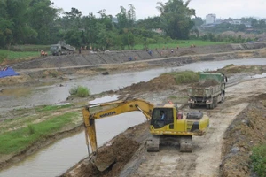 Mặt bằng không liền thửa đã ảnh hưởng nhiều tới tiến độ thi công Dự án Quản lý đa thiên tai lưu vực sông Nậm Rốm tại tỉnh Điện Biên. 