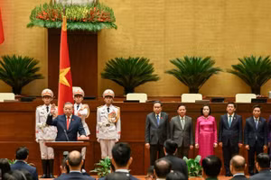 Tổng Bí thư Tô Lâm tuyên thệ nhậm chức Chủ tịch nước Cộng hòa xã hội chủ nghĩa Việt Nam nhiệm kỳ 2026-2031.