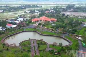 Khu lưu niệm Thủ tướng Phạm Văn Đồng tại xã Mộ Đức (Quảng Ngãi), di tích lịch sử-văn hóa quốc gia.