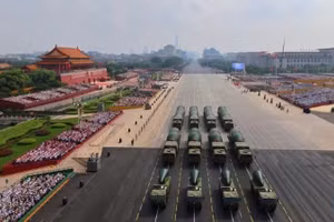 Đội hình tên lửa hạt nhân tham gia cuộc duyệt binh tại Thủ đô Bắc Kinh, Trung Quốc, ngày 3/9/2025. (Ảnh: Xinhua) 