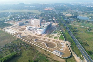 Tỉnh Tuyên Quang đặt mục tiêu hoàn thành dự án xây dựng Bệnh viện đa khoa tỉnh đúng dịp kỷ niệm 71 năm Ngày Thầy thuốc Việt Nam. 