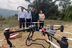 UAV được thử nghiệm vận chuyển nông sản tại tỉnh Điện Biên trong dự án phối hợp giữa Bộ Khoa học và Công nghệ và FPT hồi đầu tháng 3. (Ảnh: MST) 