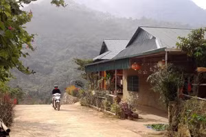 Một góc khu tái định cư bản Poọng, xã Tam Chung, huyện Mường Lát (cũ), tỉnh Thanh Hóa. 