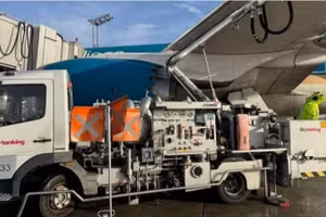 Các chuyến bay từ châu Âu của Vietnam Airlines sẽ sử dụng nhiên liệu SAF với tỷ lệ ít nhất 2%, sẽ tăng dần lên 6%, 20%, 70% vào tương ứng các năm 2030, 2035, 2050.