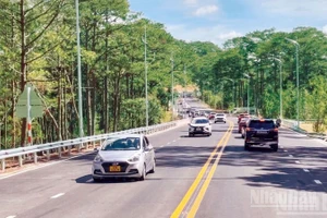 Tạm thời lưu thông trở lại trên tuyến đèo Prenn từ ngày 5-7/12.