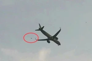 Ảnh vật thể bay lạ nghi là drone tại khu vực tiếp cận Cảng Hàng không quốc tế Cát Bi. (Ảnh: Công an Hải Phòng)