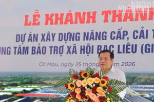 Đồng chí Ngô Vũ Thăng, Phó Chủ tịch Ủy ban nhân dân tỉnh Cà Mau phát biểu tại lễ khánh thành dự án.