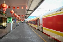 Đoàn tàu du lịch Hà Nội-Đồng Hới mang theo nhiều kỳ vọng về phát triển du lịch. 
