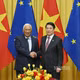 Chủ tịch nước Lương Cường hội đàm với Chủ tịch Hội đồng châu Âu Antonio Costa. (Ảnh: THỦY NGUYÊN)