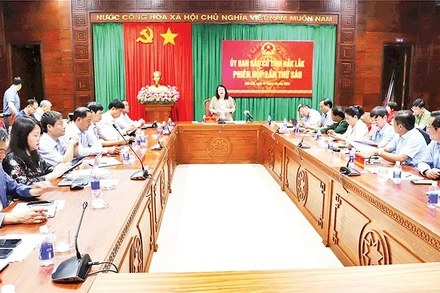 Ủy ban Bầu cử tỉnh Đắk Lắk họp phiên họp thứ sáu rà soát mọi công tác chuẩn bị tốt nhất cho ngày bầu cử.