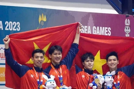 Đội tuyển bơi Việt Nam tại SEA Games 32. (Ảnh: DUY NAM)