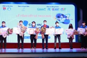 Trao giải Cuộc thi clip "Vượt qua nỗi sợ nCoV" cấp toàn quốc.