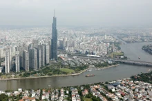 Thành phố Hồ Chí Minh mới (sau khi sáp nhập với một số địa phương lân cận) trở thành trung tâm kinh tế-đô thị liên vùng, đóng vai trò đầu tàu trong phát triển vùng Đông Nam Bộ. ảnh: Khiếu Minh