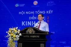 Phó Thủ tướng Chính phủ Bùi Thanh Sơn phát biểu tại hội nghị.