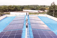Nhu cầu lắp điện mặt trời mái nhà là rất lớn nhưng nhiều doanh nghiệp, gia đình còn e ngại vì vấn đề chính sách.