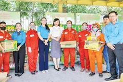 Chương trình phúc lợi với nhiều mặt hàng thiết yếu dịp Tết, dành cho đoàn viên, người lao động tại Công ty cổ phần cơ khí xây dựng thương mại Đại Dũng.