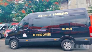 Xe Quốc Hoàng tuyến Cao Lãnh-Mỹ Tho chạy từ ngày 18/7 với 3 khung giờ.