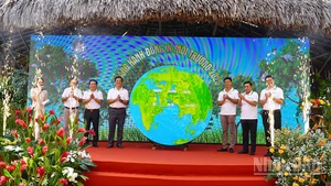 Nghi thức phát động Tháng hành động vì môi trường năm 2025 tại Đồng Tháp. (Ảnh: HỮU NGHĨA)