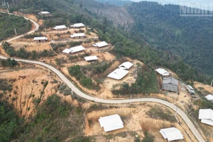 Khu tái định cư vùng thiên tai của 27 hộ đồng bào H'Mông tại bản Pá Hậu, xã Chiềng Lao, tỉnh Sơn La.