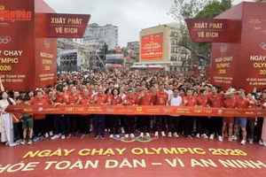 [Video] Sôi động Ngày chạy Olympic: Vì sức khỏe toàn dân-Vì an ninh Tổ quốc 
