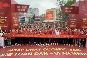 [Video] Sôi động Ngày chạy Olympic: Vì sức khỏe toàn dân-Vì an ninh Tổ quốc 