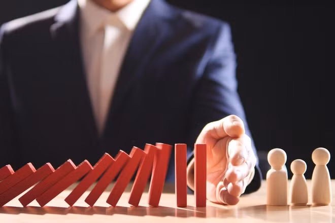 Ba tầng bảo vệ quyền lợi giúp khách hàng yên tâm khi tham gia bảo hiểm. (Ảnh: ĐỖ BẢO)