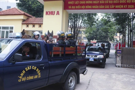 Chiến sĩ sẵn sàng bảo đảm an toàn cho ngày hội của đất nước.