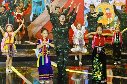 Tiết mục nghệ thuật tại buổi tổng duyệt.