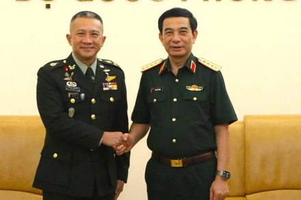 Bộ trưởng Phan Văn Giang tiếp Đại tướng Songwit Noonpackdee.