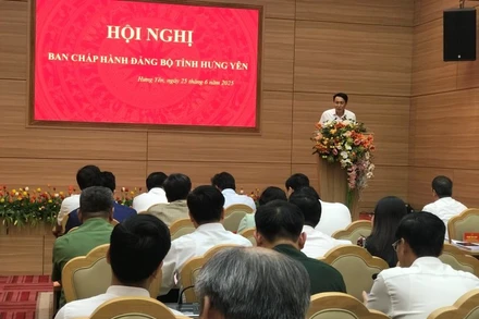 Hội nghị Ban chấp hành Đảng bộ tỉnh Hưng Yên mới thông qua nhiều nội dung quan trọng.