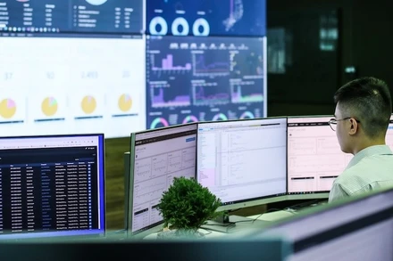 Đội ngũ kỹ sư công nghệ thông tin của VNPT triển khai các giải pháp công nghệ phục vụ khách hàng 