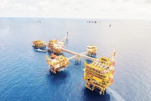 Giàn khoan dầu khí trên biển của Petrovietnam.