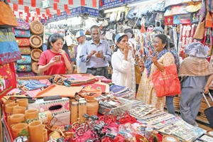 Chợ Đồng Xuân - Bắc Qua. Ảnh: THÀNH ĐẠT