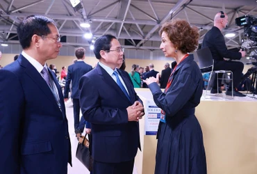 Thủ tướng Chính phủ Phạm Minh Chính gặp Tổng Giám đốc UNESCO Andrey Azoulay (Ảnh: Nhật Bắc/VGP)