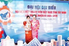 Nách Chan Nên (trang phục dân tộc mầu đỏ) tại Đại hội Đại biểu Hội Liên hiệp Thanh niên tỉnh Tây Ninh, nhiệm kỳ 2024-2029.