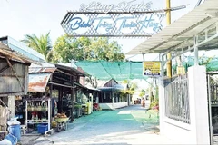 Nhiều hộ gia đình ở Thuận Hưng vẫn duy trì nghề qua nhiều thế hệ.