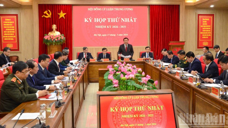 Khai mạc kỳ họp thứ nhất, nhiệm kỳ 2026-2031 của Hội đồng Lý luận Trung ương. (Ảnh: PHẠM CƯỜNG)