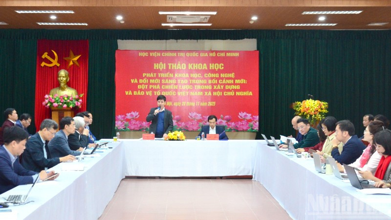 Quang cảnh hội thảo. (Ảnh: PHẠM CƯỜNG)