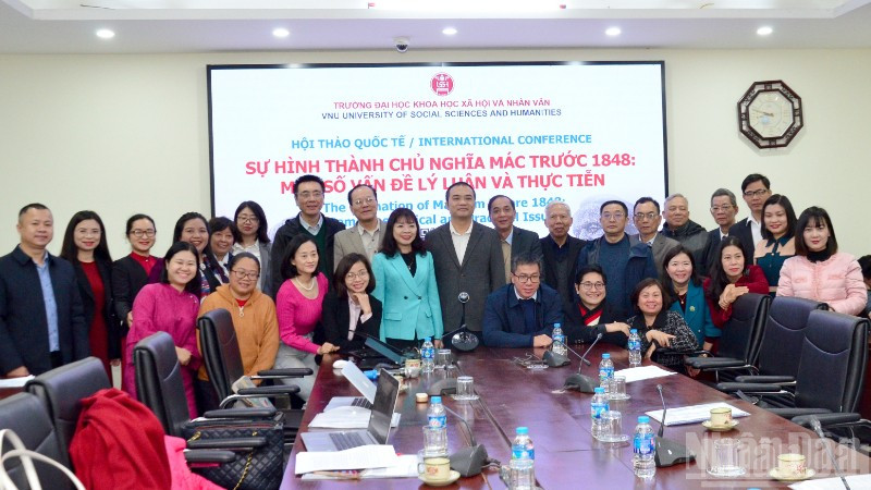 Hội thảo quốc tế “Sự hình thành chủ nghĩa Mác trước 1848 – Một số vấn đề lý luận và thực tiễn”. (Ảnh: PHẠM CƯỜNG)